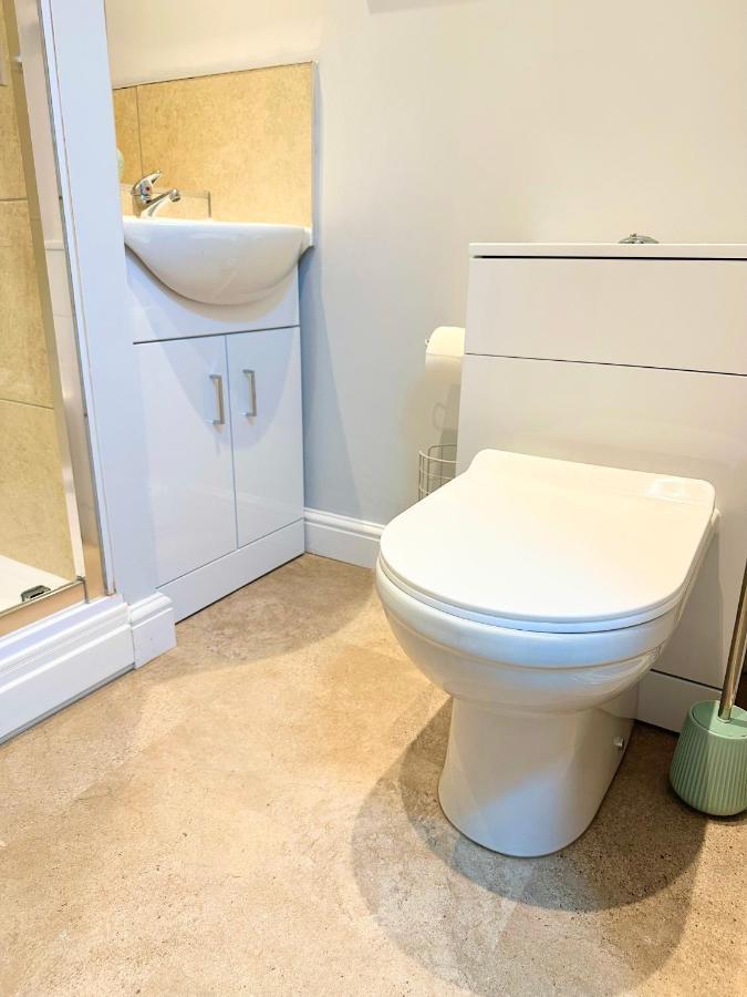 Comfortable City Apartment Дербі Екстер'єр фото